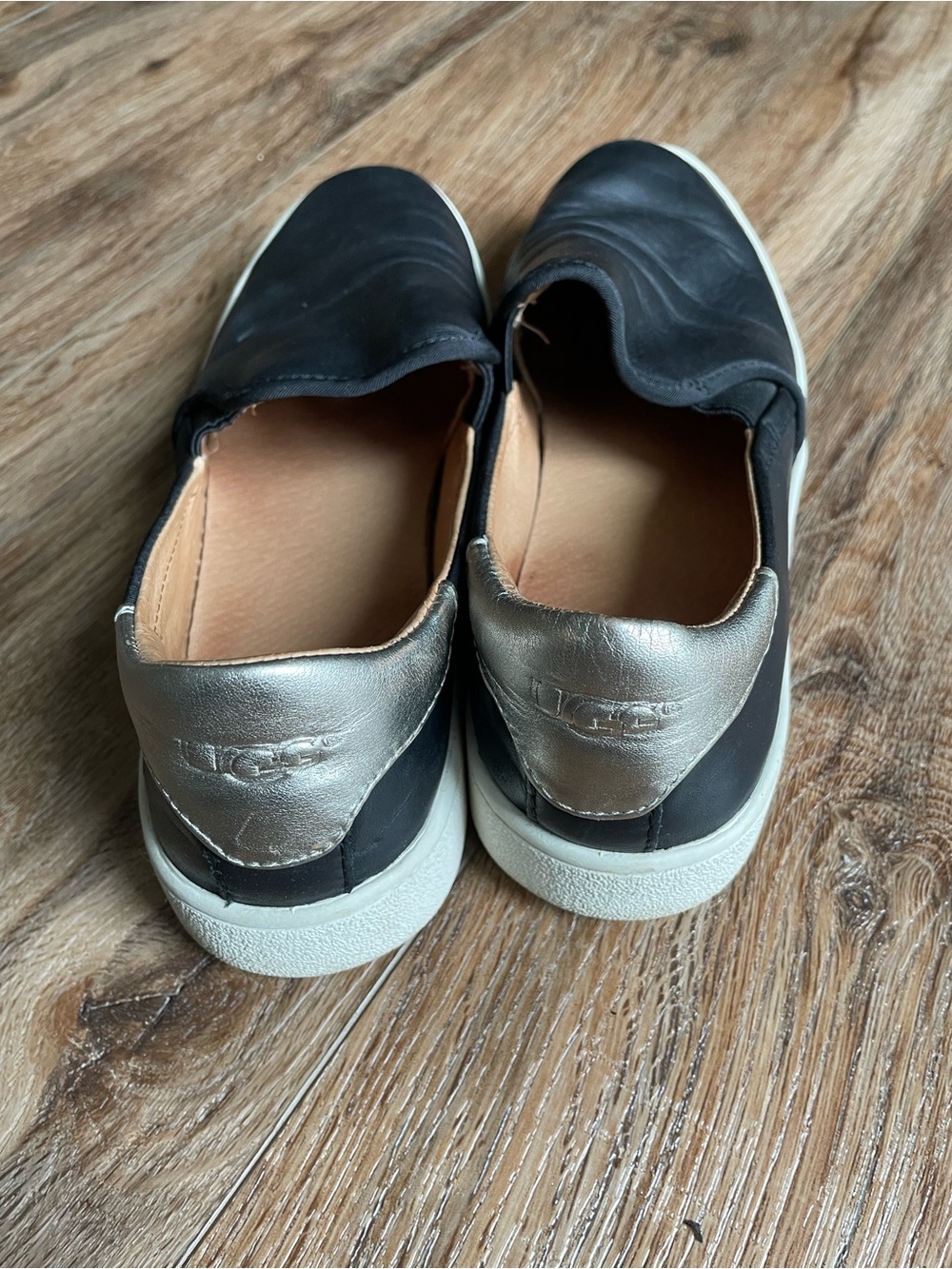 UGG Women's Black Slip-On Sneakers - Picture 4 of 5